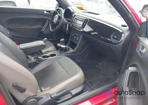 2015 Volkswagen Beetle 1.8T Fleet Edition из США, поврежденный, VIN 3VWF17AT6FM634246